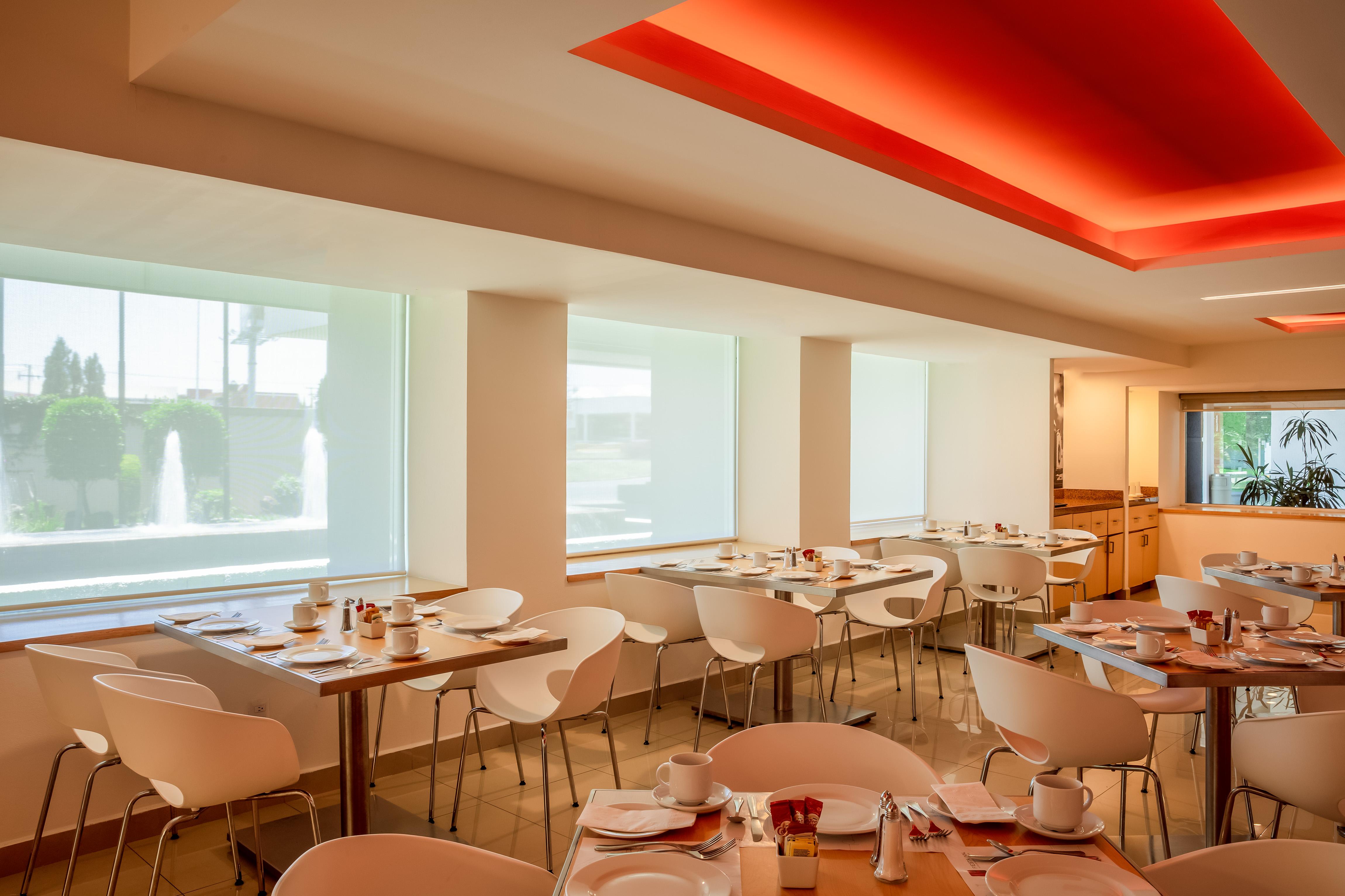 Fiesta Inn San Luis Potosi Glorieta Juarez Buitenkant foto