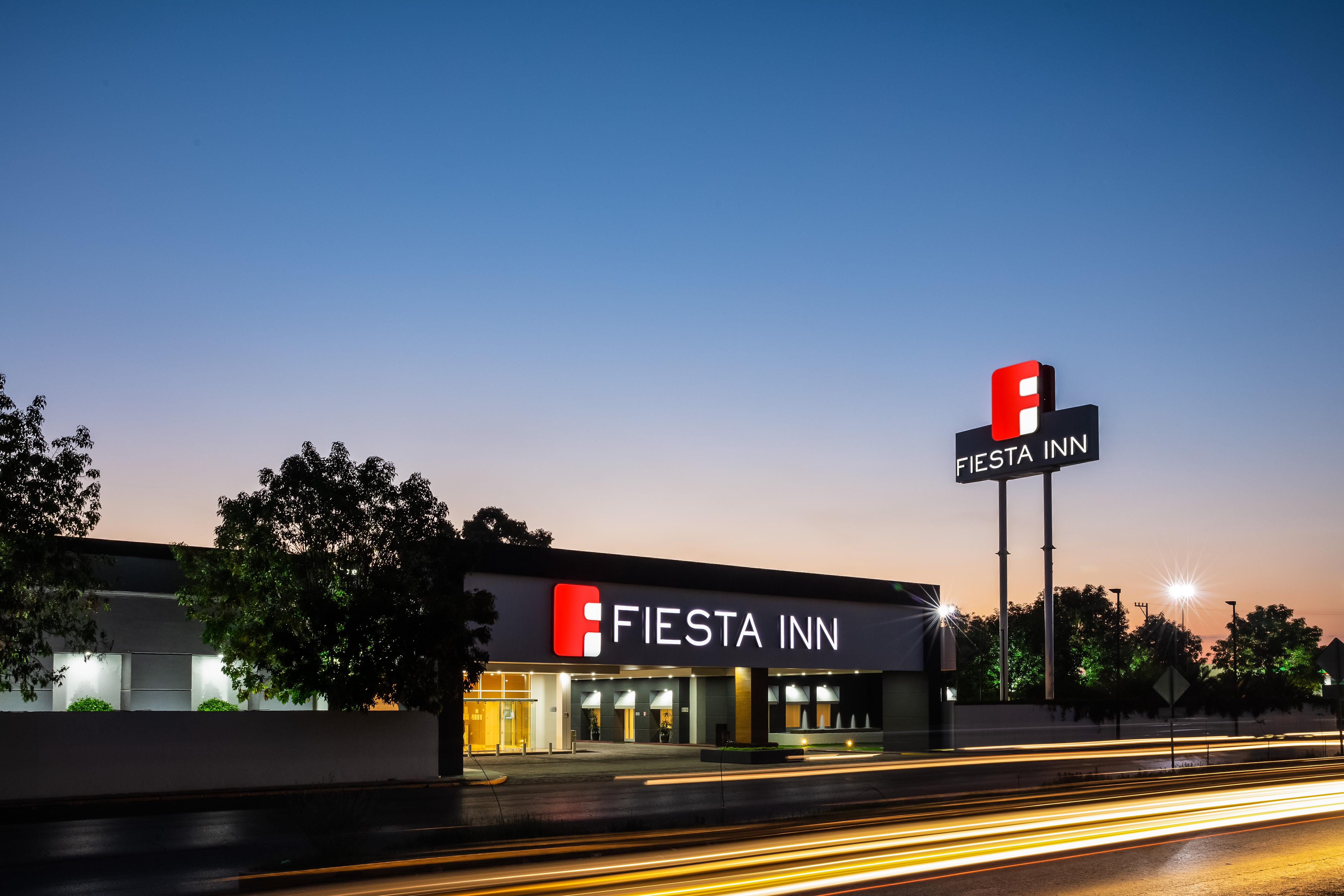 Fiesta Inn San Luis Potosi Glorieta Juarez Buitenkant foto