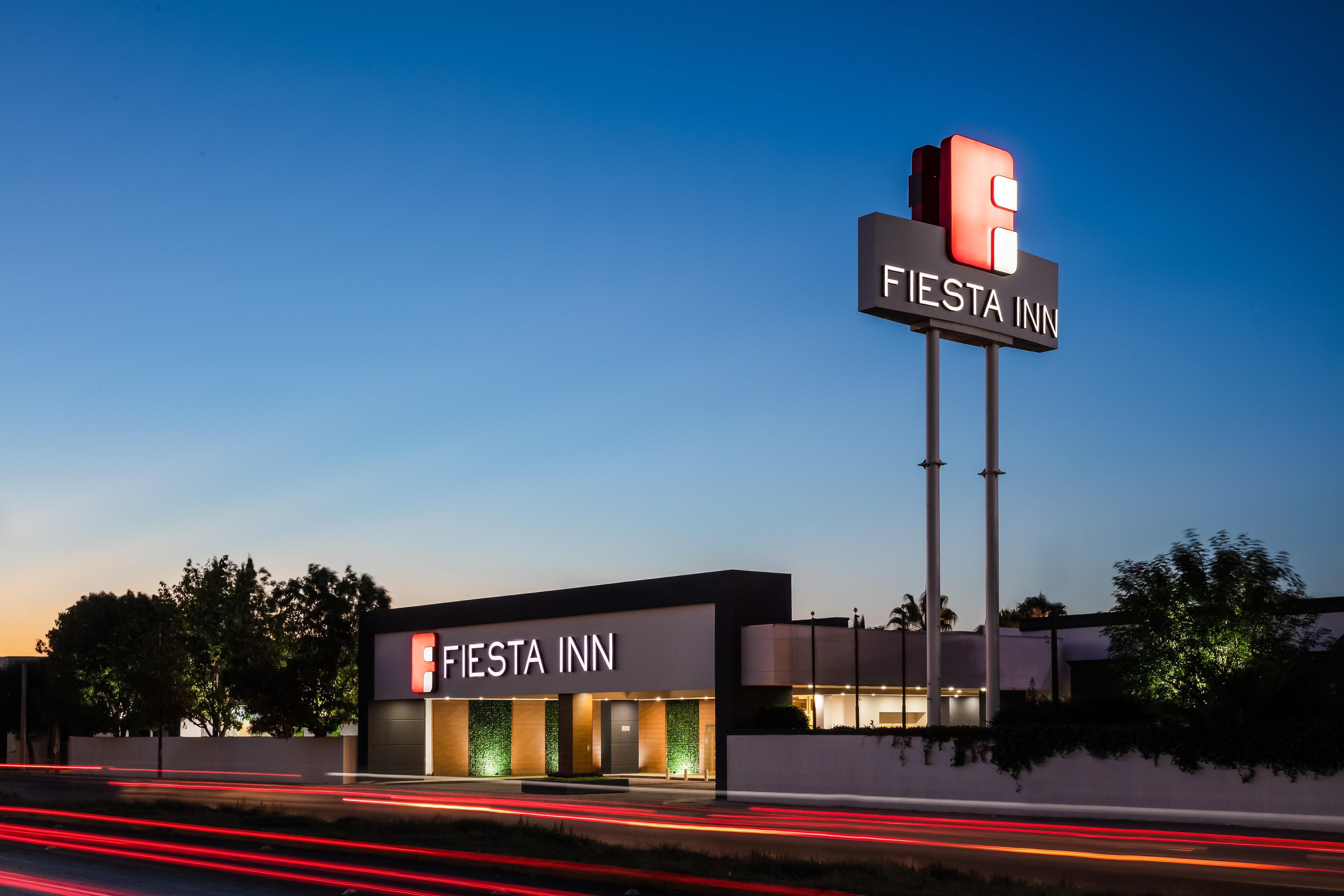 Fiesta Inn San Luis Potosi Glorieta Juarez Buitenkant foto