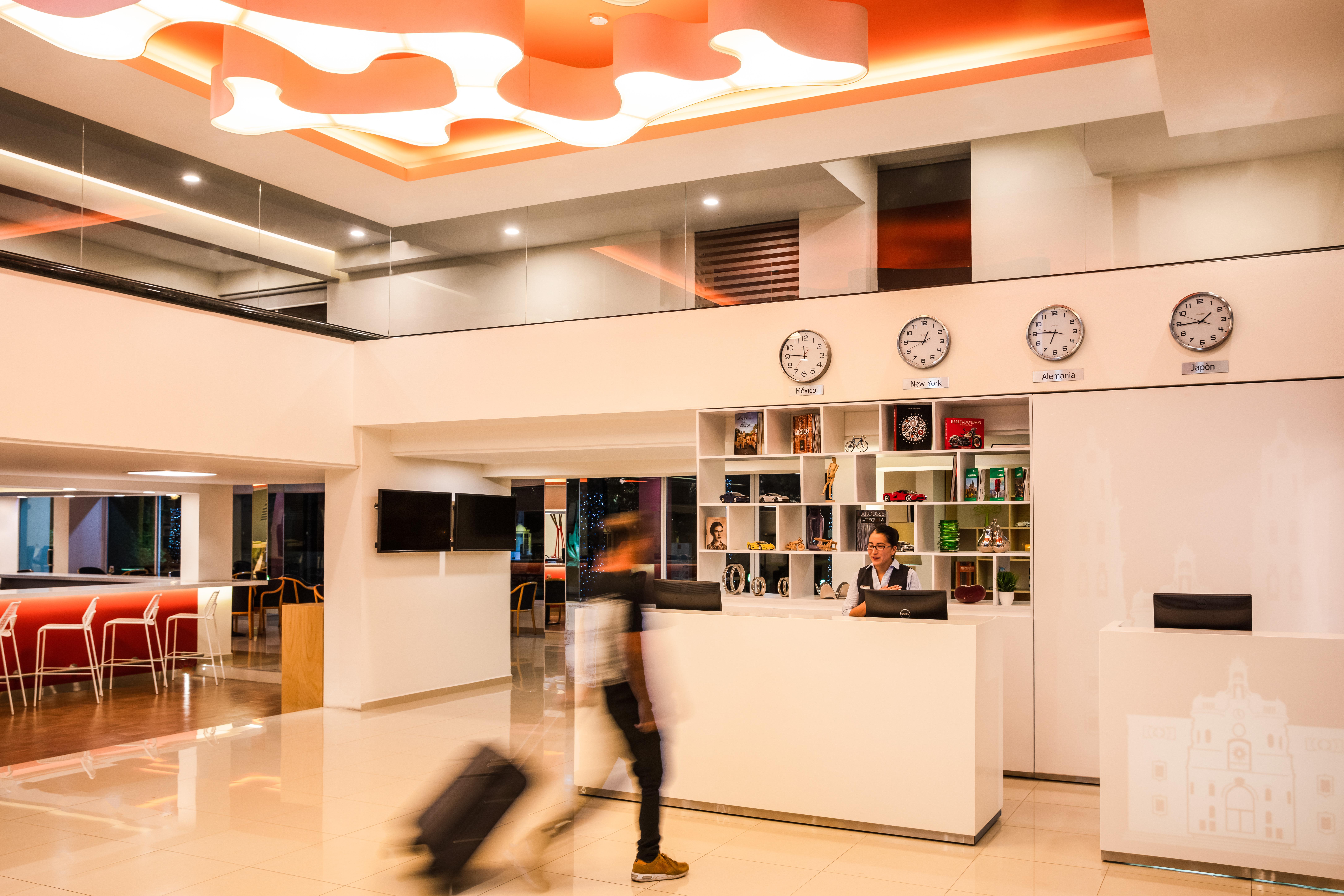 Fiesta Inn San Luis Potosi Glorieta Juarez Buitenkant foto