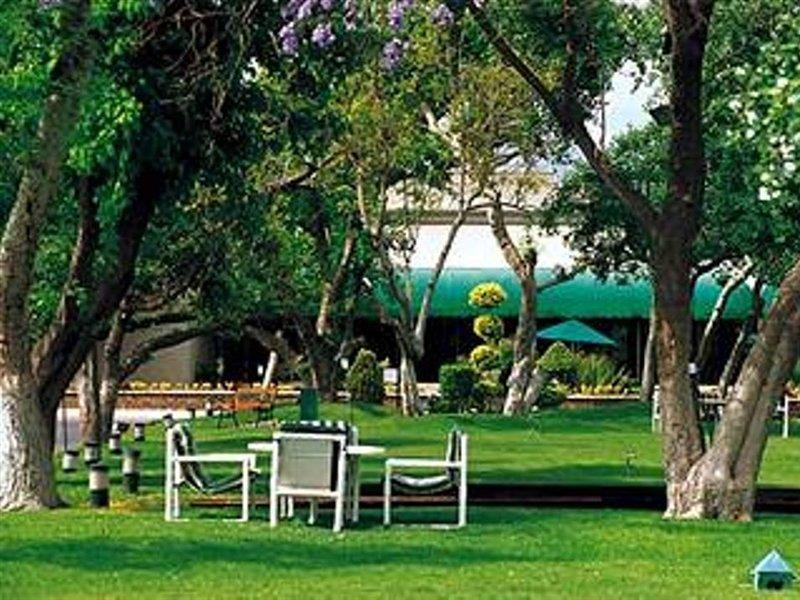 Fiesta Inn San Luis Potosi Glorieta Juarez Buitenkant foto