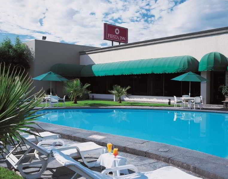 Fiesta Inn San Luis Potosi Glorieta Juarez Buitenkant foto
